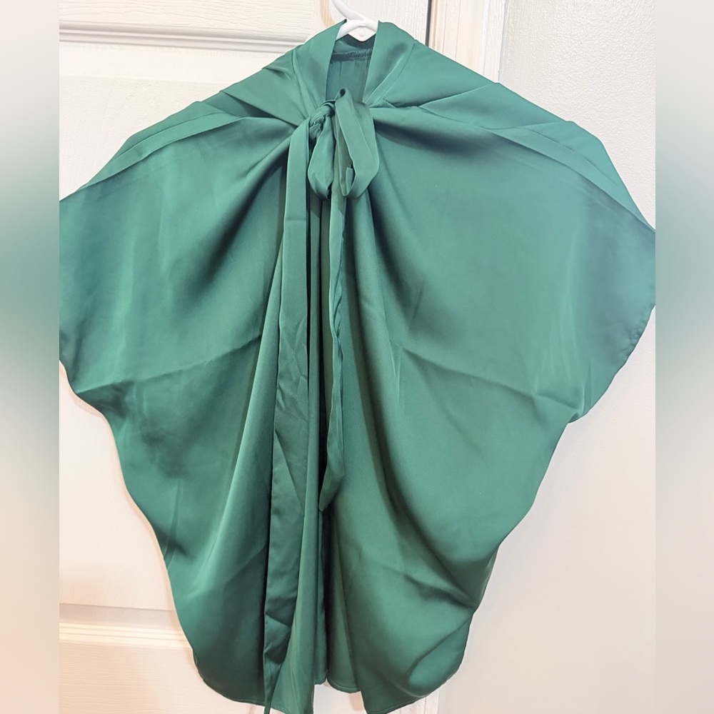 Green top with Tie Closure